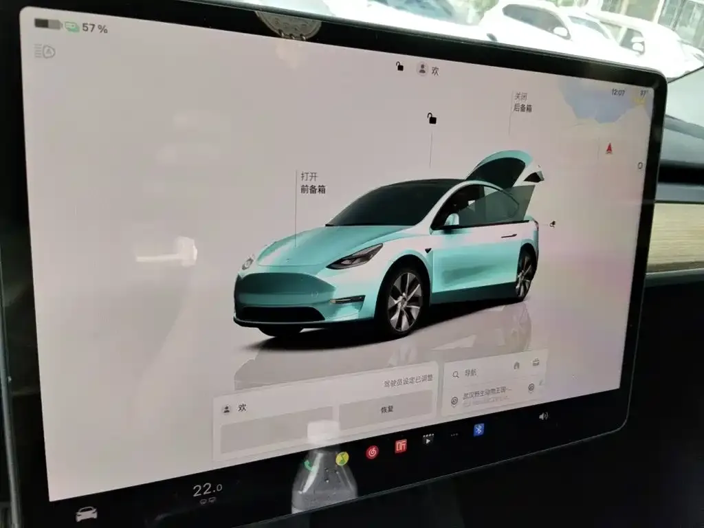 Tesla Model Y — фото 5