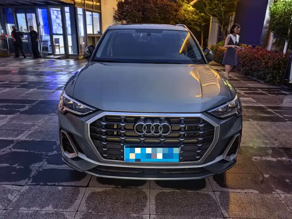 Audi Q3 — фото 4