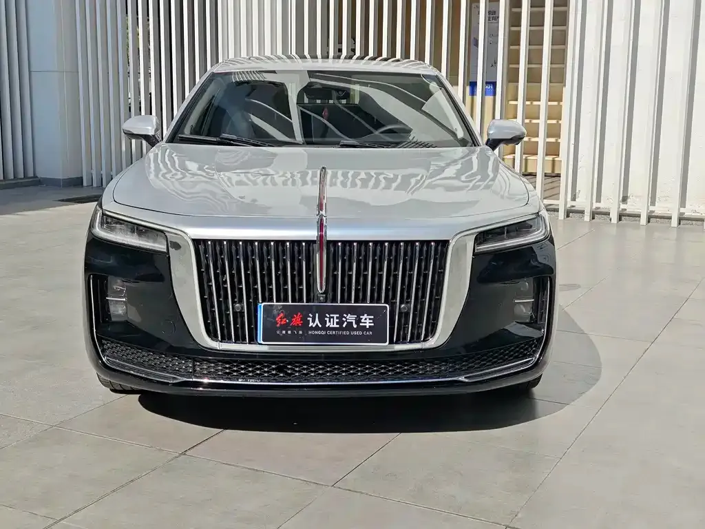 Hongqi H9 — фото 2