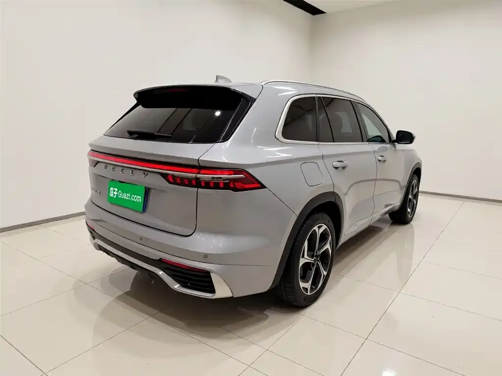 Geely Xingyue L — фото 9