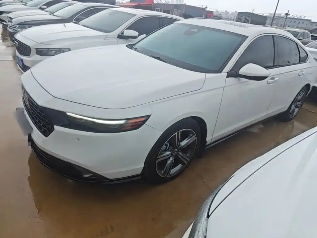 Honda Accord — фото 4