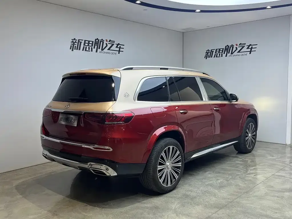 Mercedes-Benz GLS — фото 6