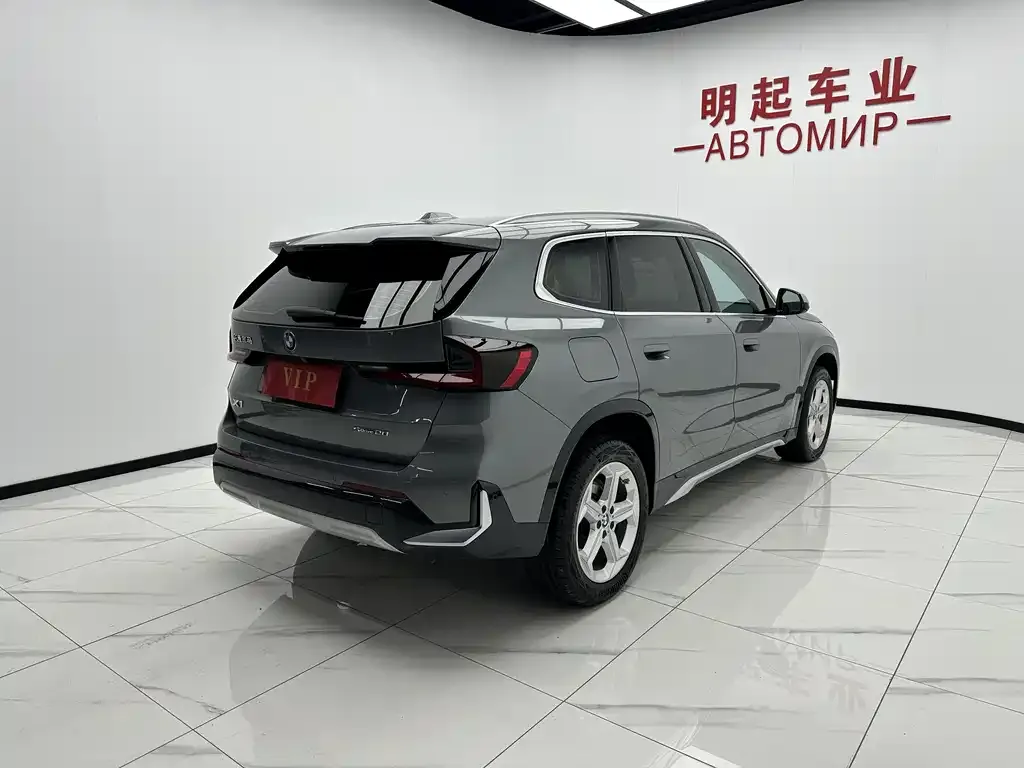 BMW X1 — фото 10