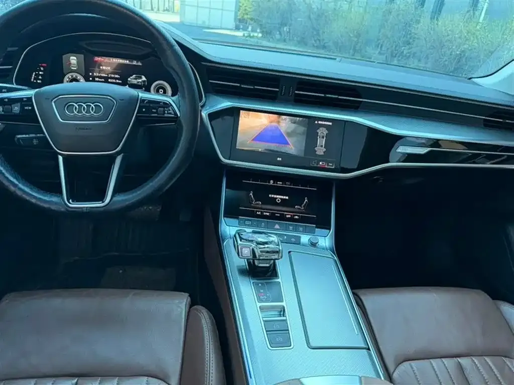 Audi A6L — фото 2