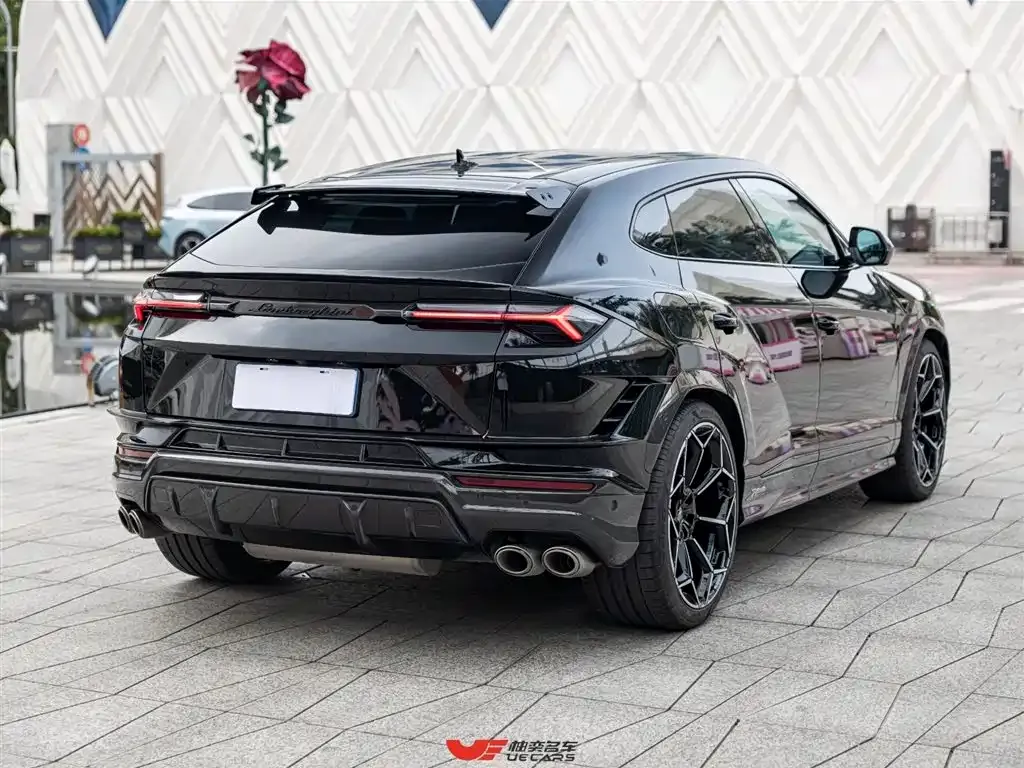 Lamborghini Urus — фото 2
