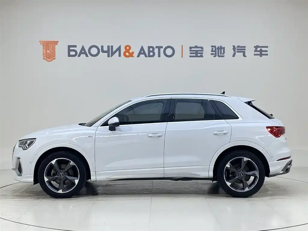 Audi Q3 — фото 3