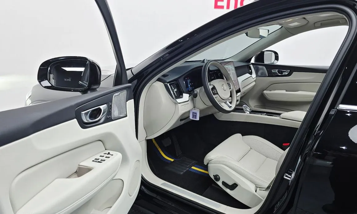 Volvo XC60 2026 из KR, фото 8