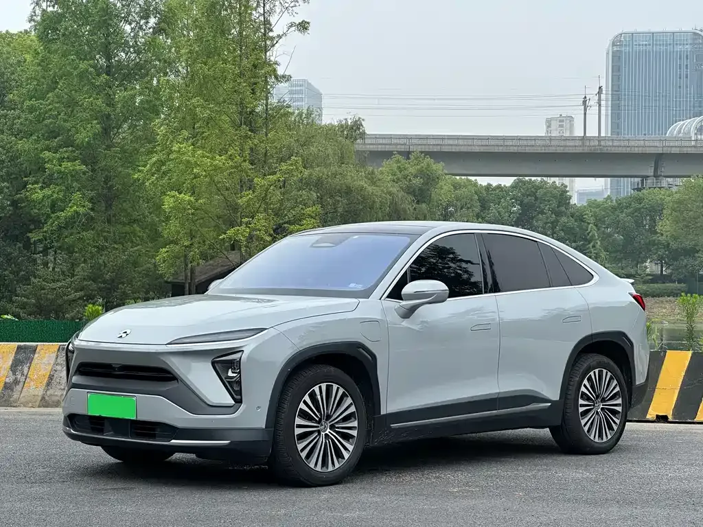 NIO EC6