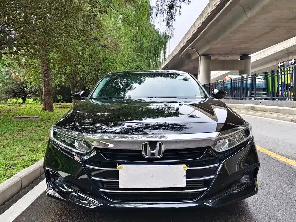 Honda Accord — фото 6