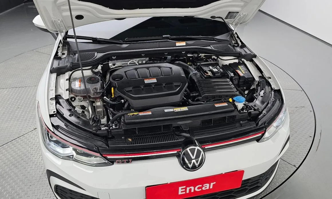 Volkswagen Golf 2024 из KR, фото 9