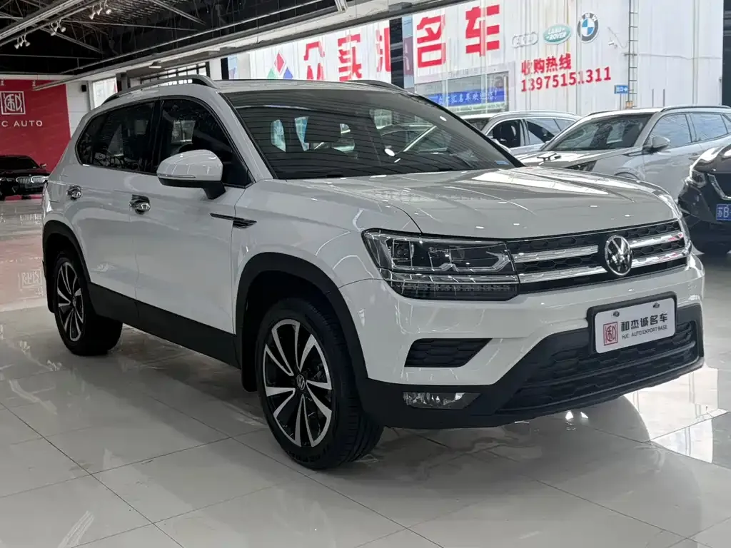 Volkswagen Tharu — фото 7