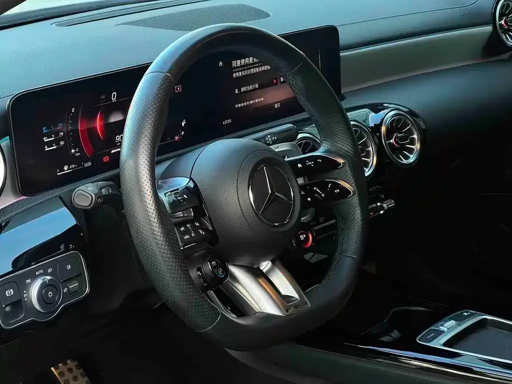 Mercedes-Benz A-Class AMG (Import) 2023 из CN, фото 8