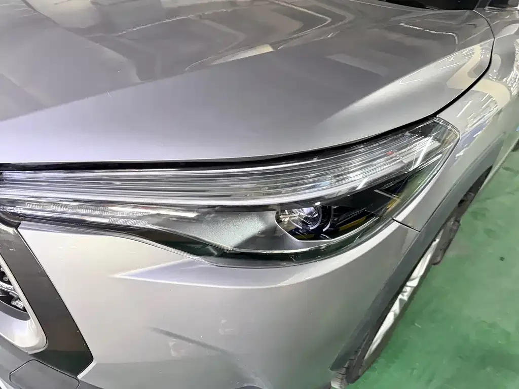 Toyota Corolla Cross — фото 8