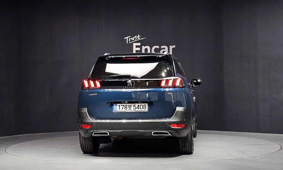 Peugeot 5008 2022 из KR, фото 3