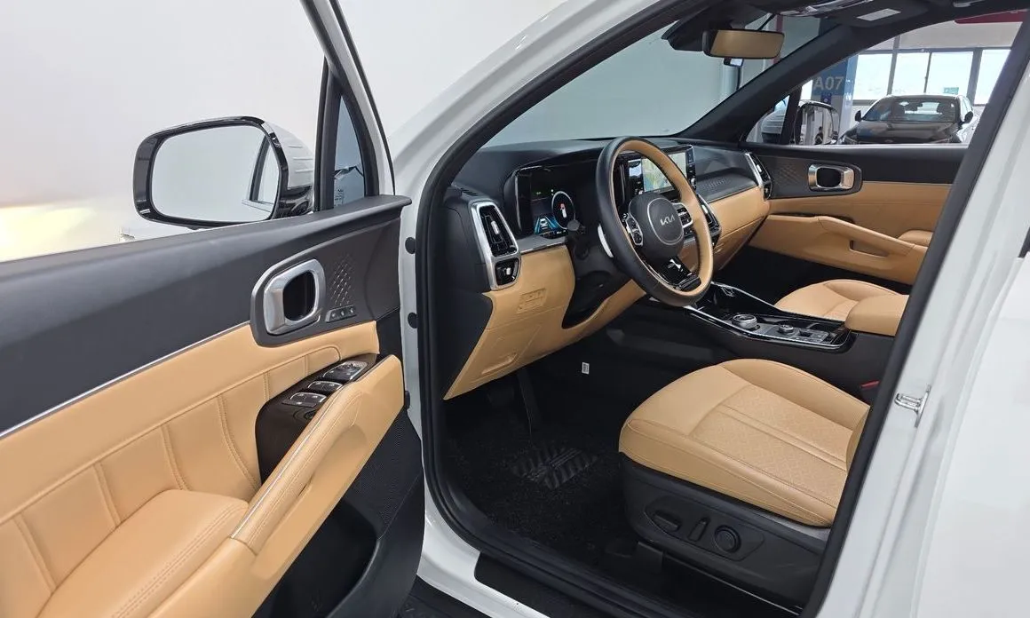 Kia Sorento — фото 4