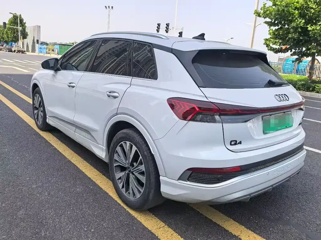 Audi Q4 e-tron 2024 из CN, фото 9