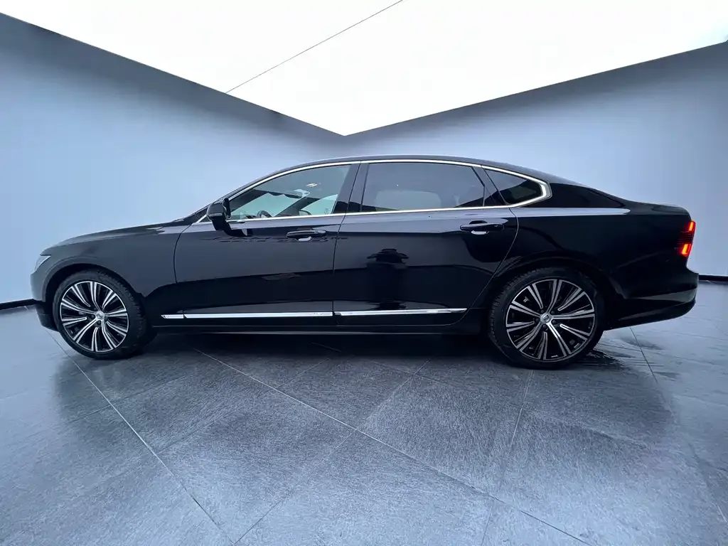 Volvo S90 — фото 6