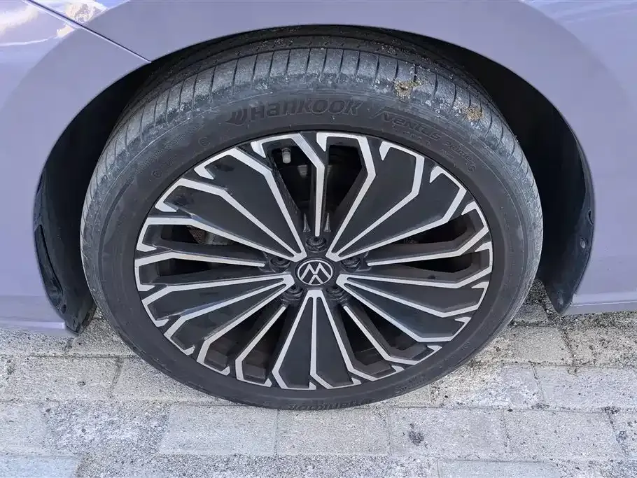 Volkswagen Passat — фото 9