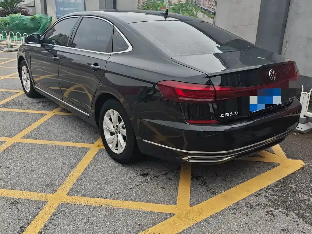 Volkswagen Passat 2022 из CN, фото 9