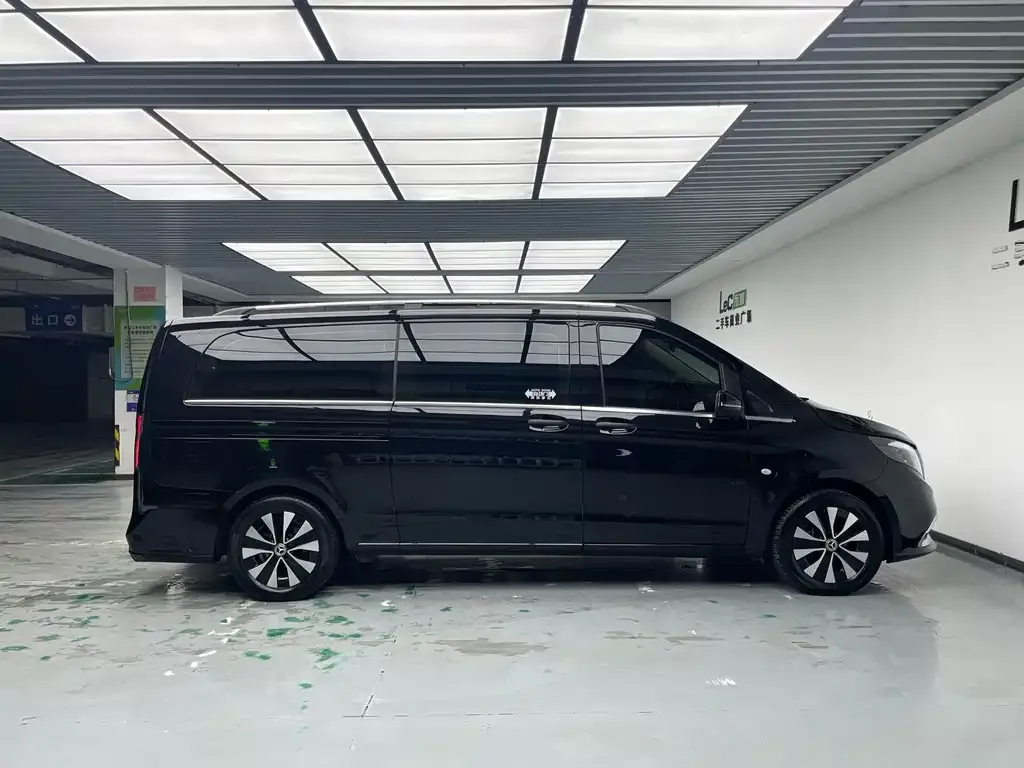 Mercedes-Benz Vito 2022 из CN, фото 3