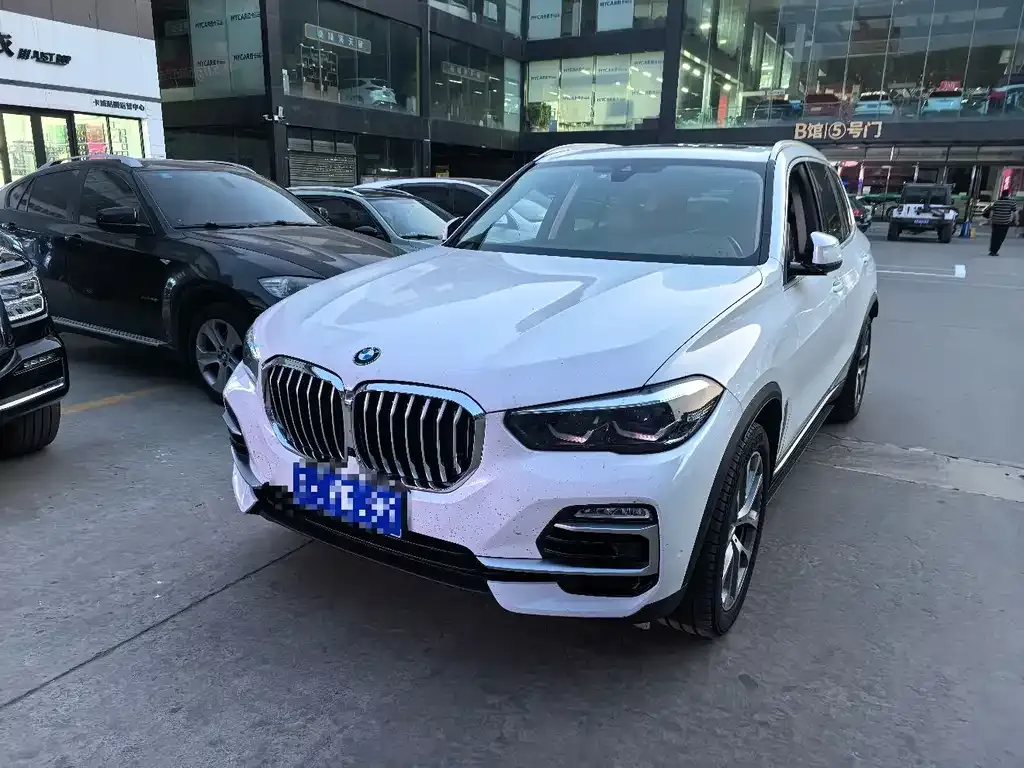 BMW X5 (Import)
