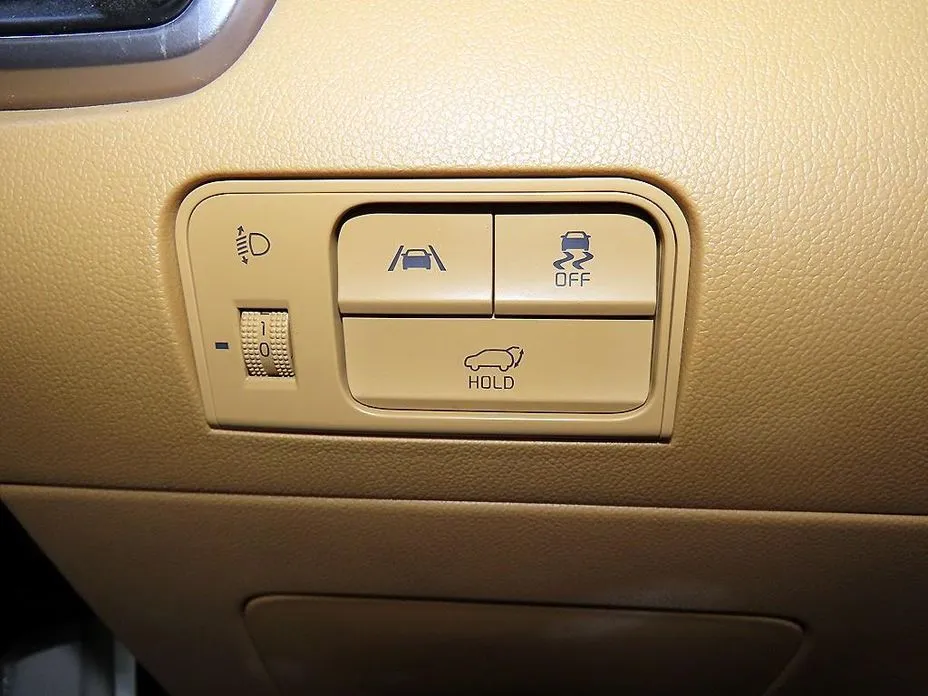 Kia Sorento — фото 6
