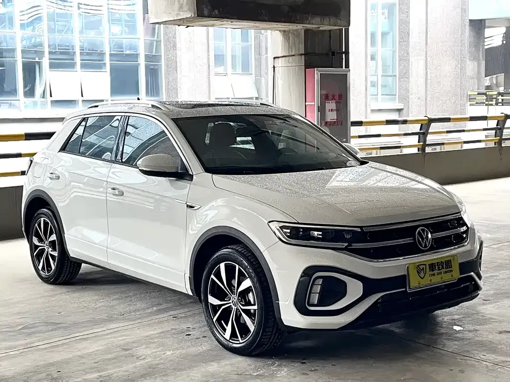 Volkswagen T-Roc — фото 8