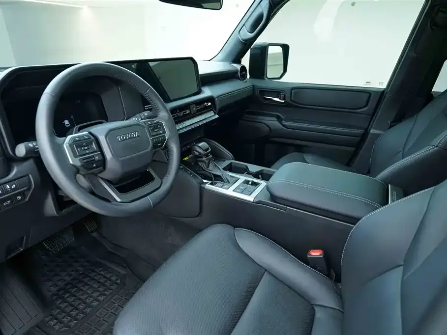 Toyota Prado 2025 из CN, фото 7