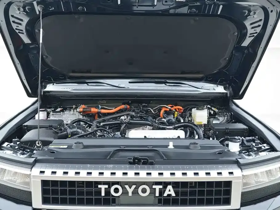 Toyota Prado 2025 из CN, фото 8