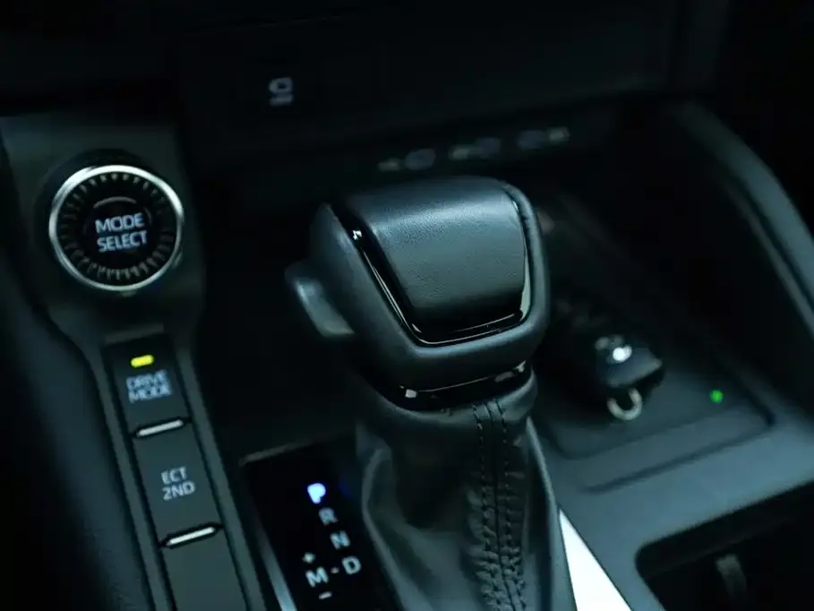 Toyota Prado 2025 из CN, фото 10