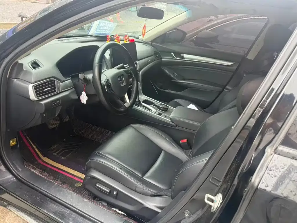 Honda Accord — фото 6