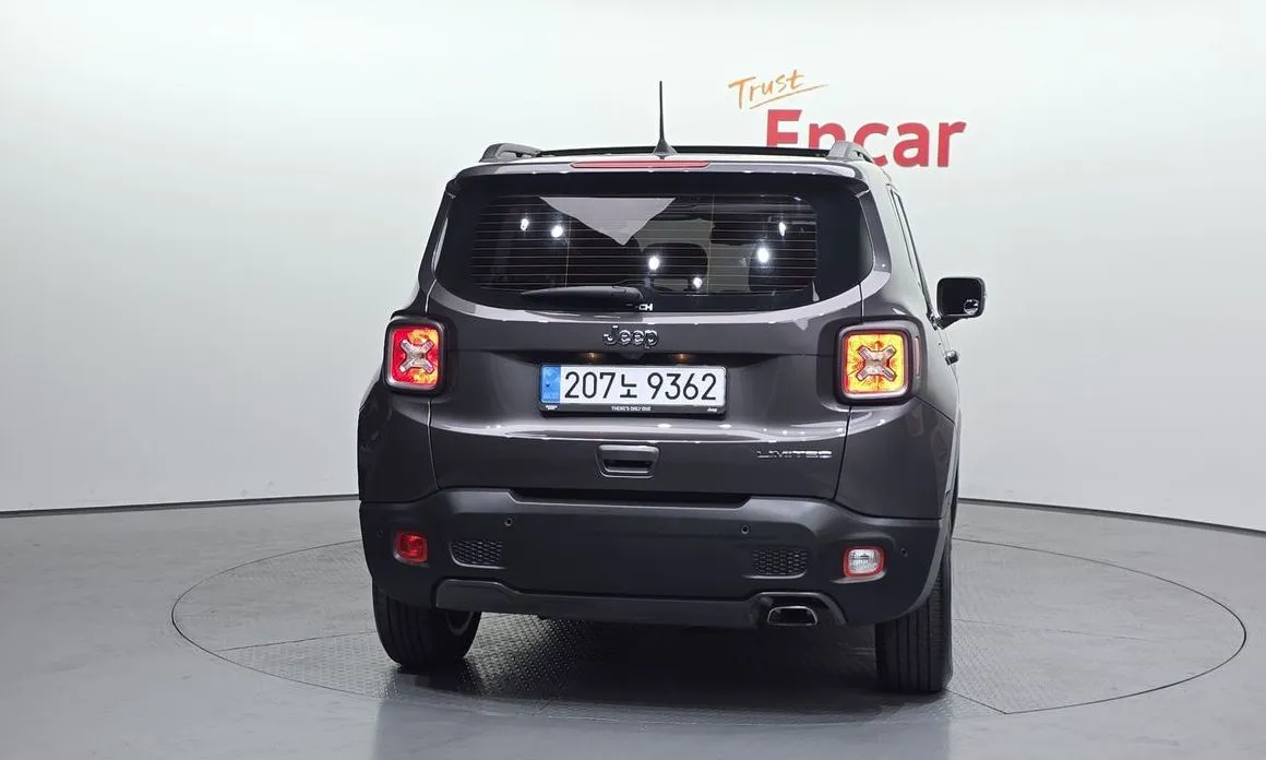 Jeep Renegade 2021 из KR, фото 2