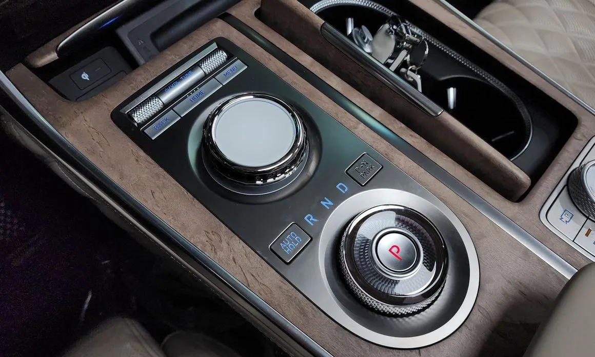Genesis GV80 — фото 10