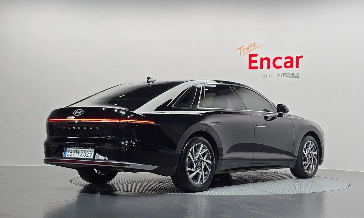 Hyundai Grandeur 2023 из KR, фото 4