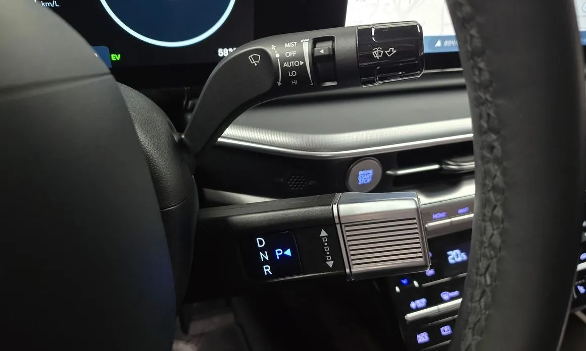 Hyundai Grandeur 2023 из KR, фото 6