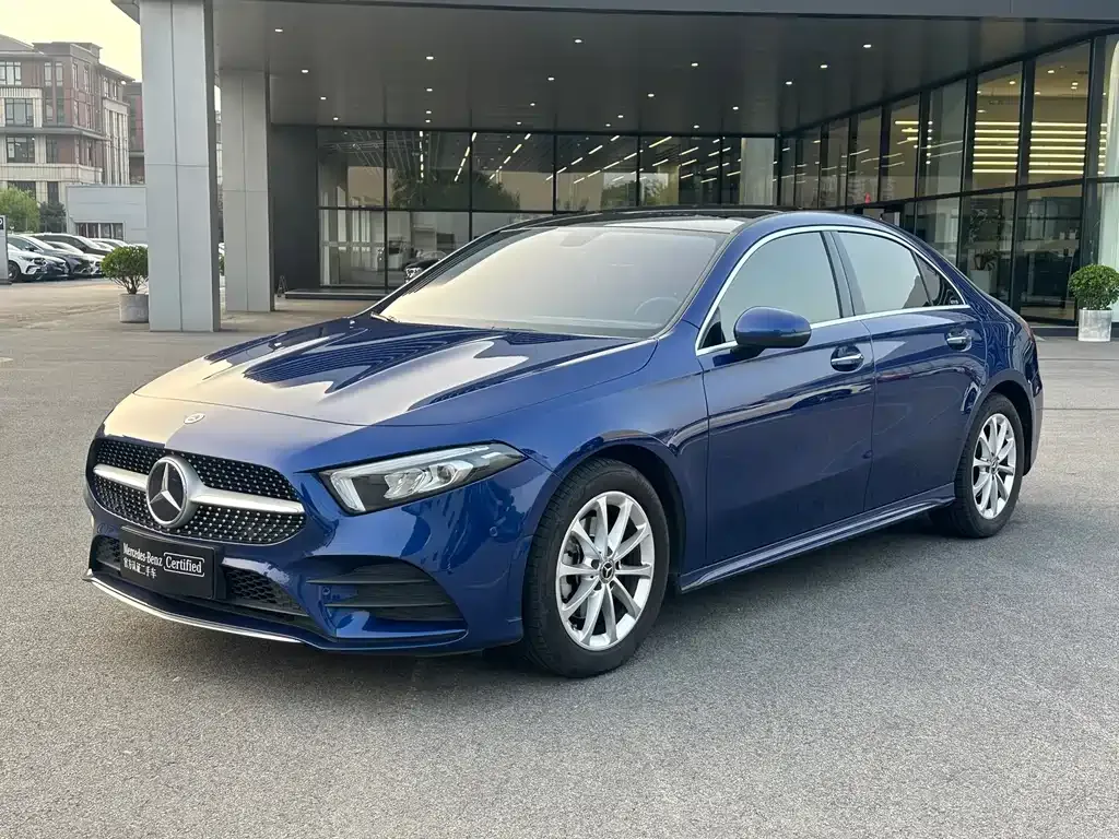Mercedes-Benz A-Class — фото 1