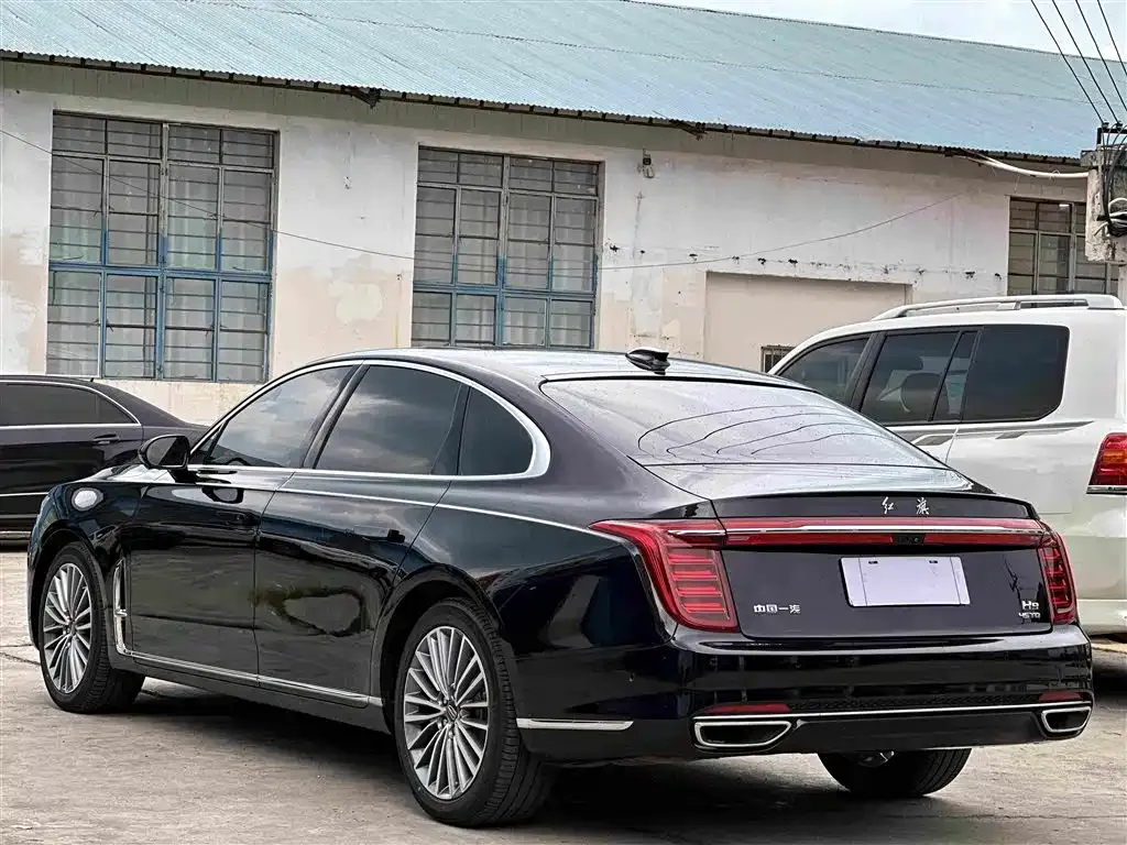 Hongqi H9 — фото 3