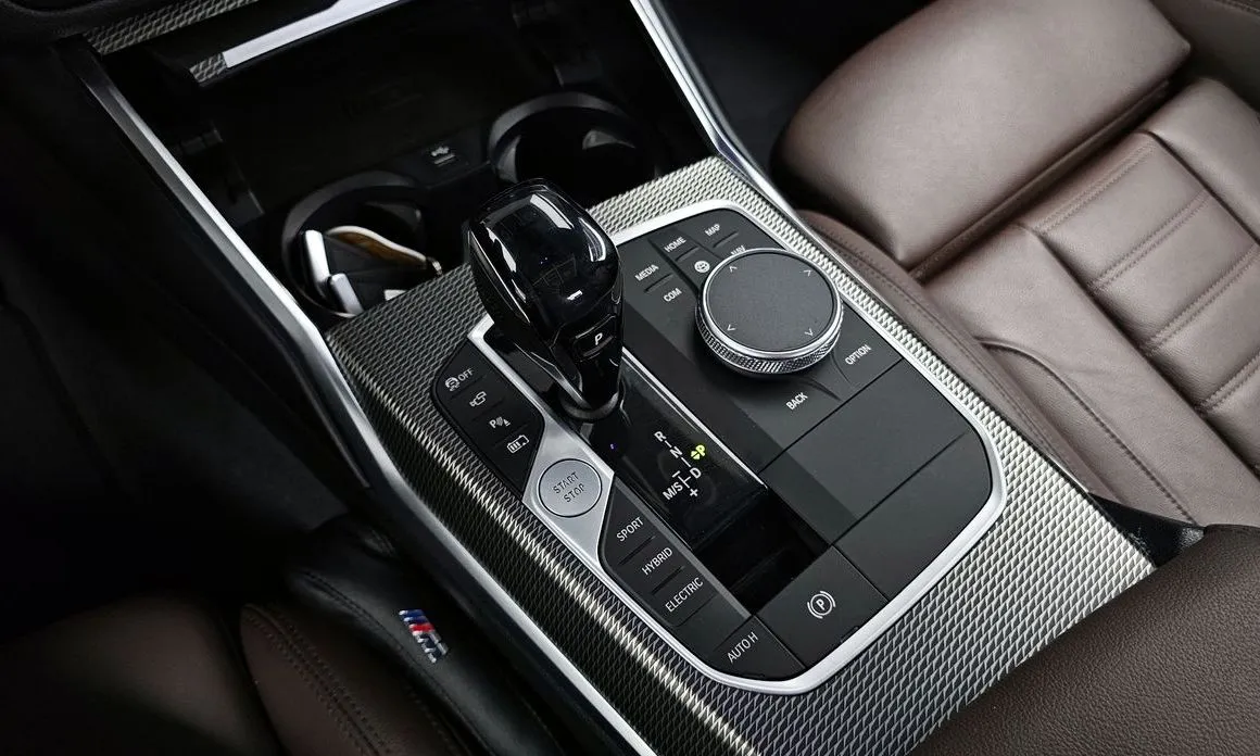 BMW 3-Series 2021 из KR, фото 7