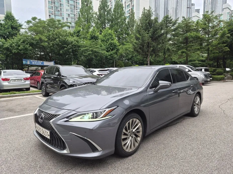 Lexus ES 2021 из KR, фото 7