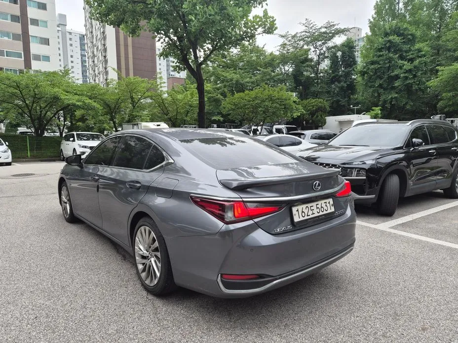 Lexus ES 2021 из KR, фото 8