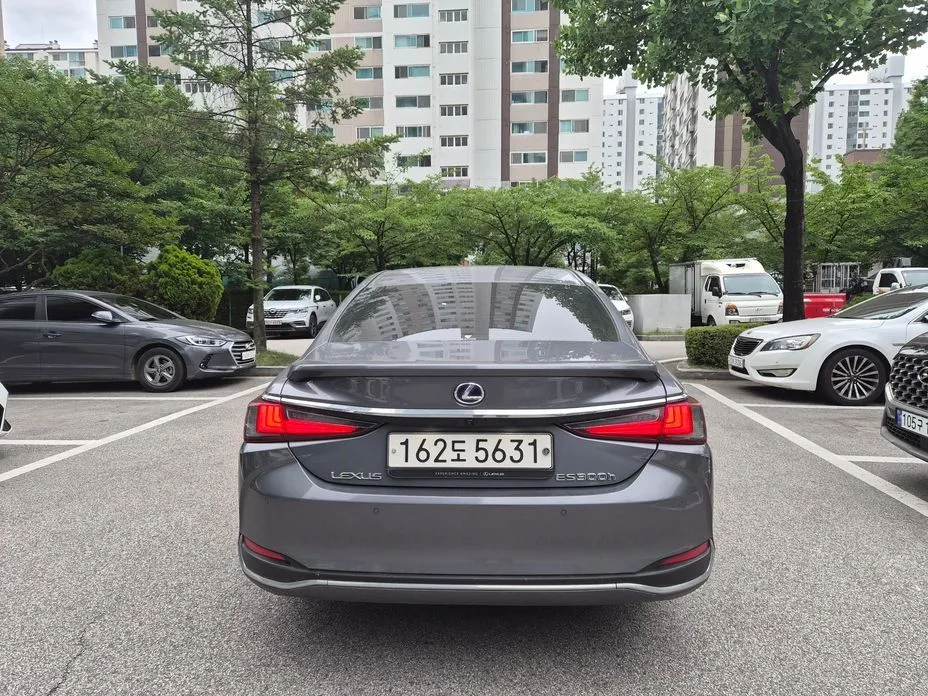 Lexus ES 2021 из KR, фото 2