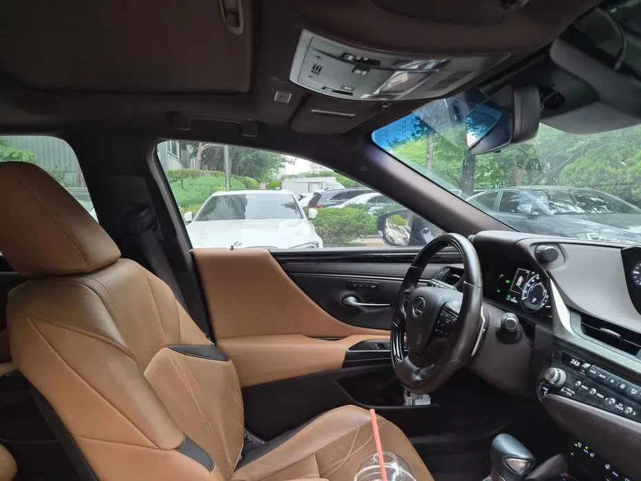 Lexus ES 2021 из KR, фото 3