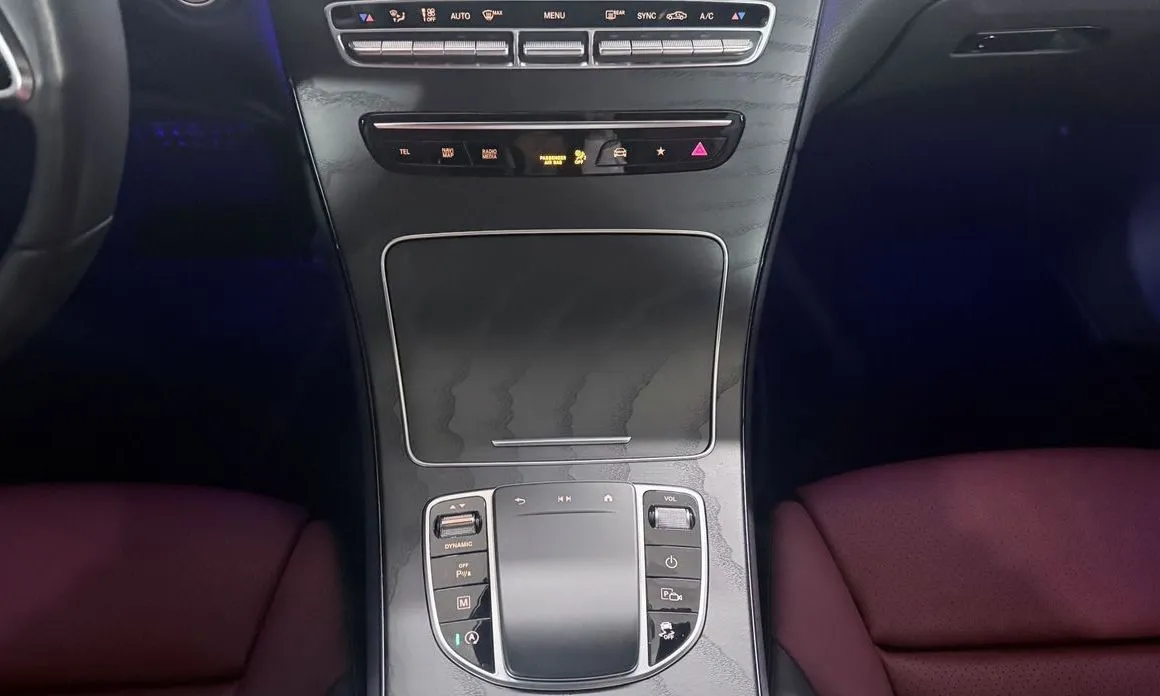 Mercedes-Benz GLC-Class 2023 из KR, фото 2