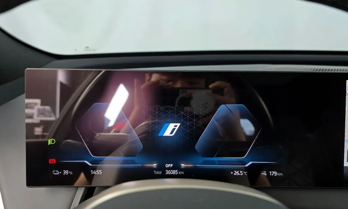 BMW iX 2023 из KR, фото 7