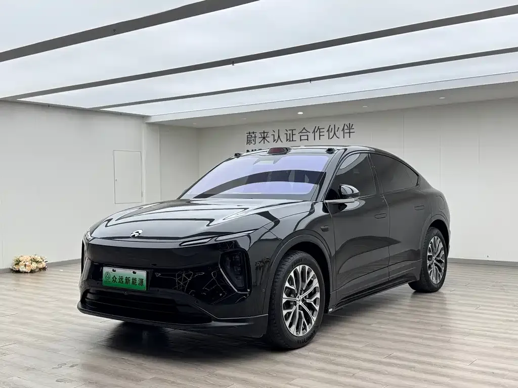 NIO EC6 — фото 10