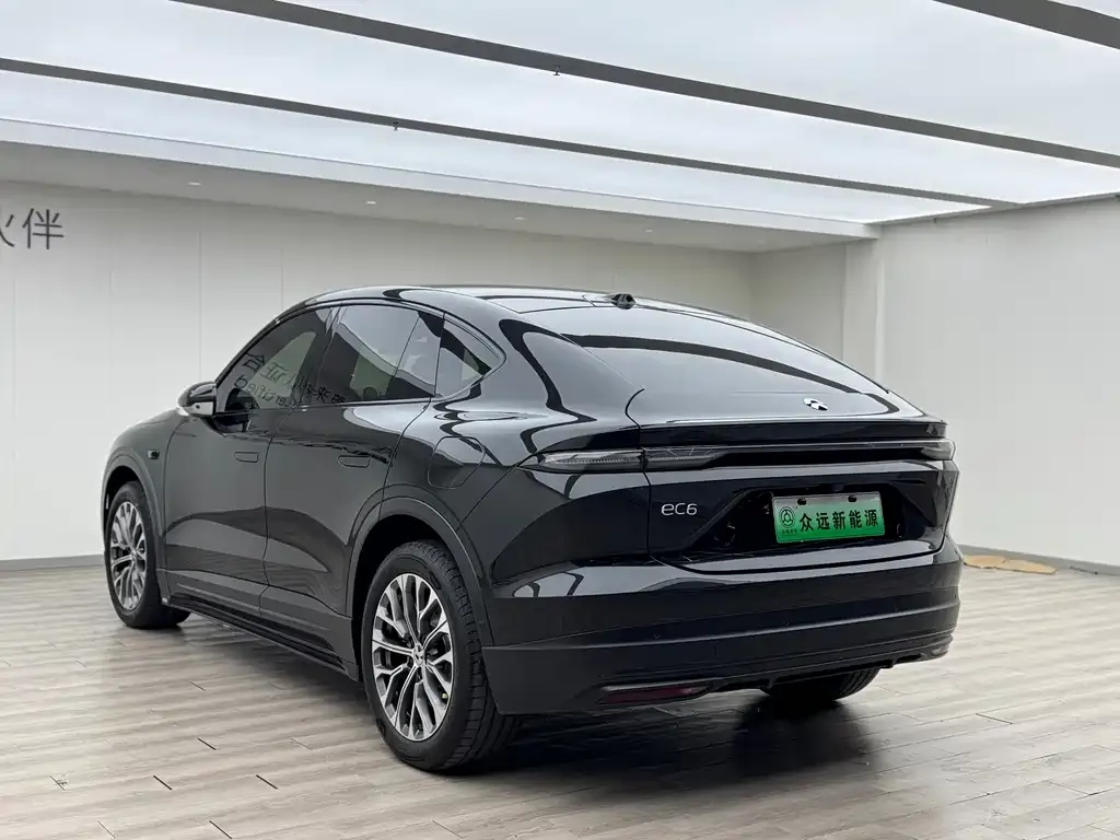 NIO EC6 — фото 9