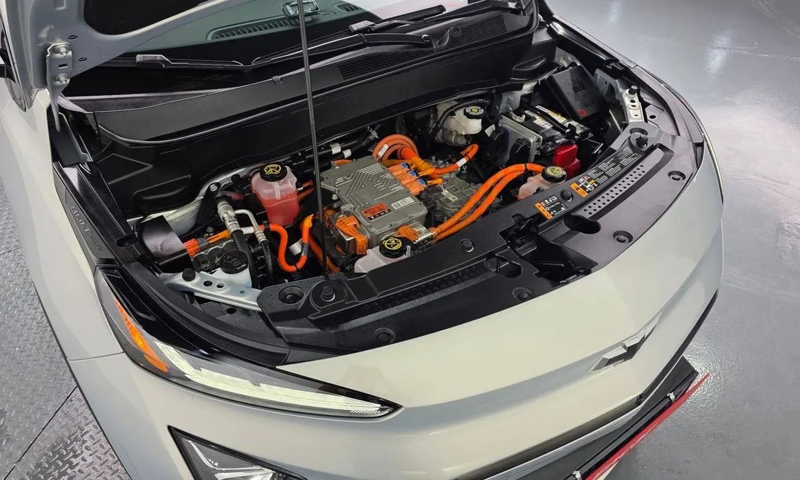 Chevrolet (GM Daewoo) Bolt EUV 2023 из KR, фото 9