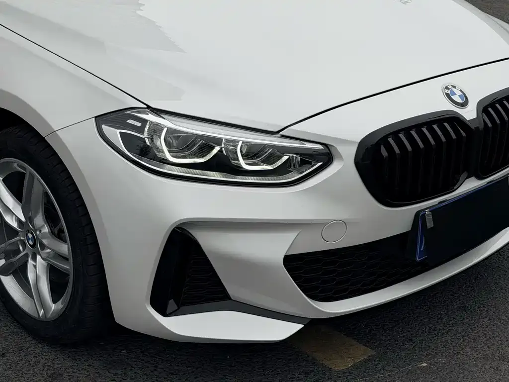 BMW 1 Series 2021 из CN, фото 2