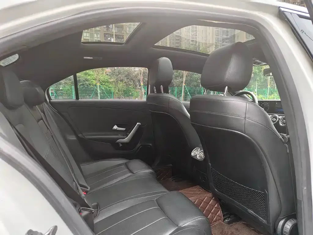 Mercedes-Benz A-Class 2021 из CN, фото 2
