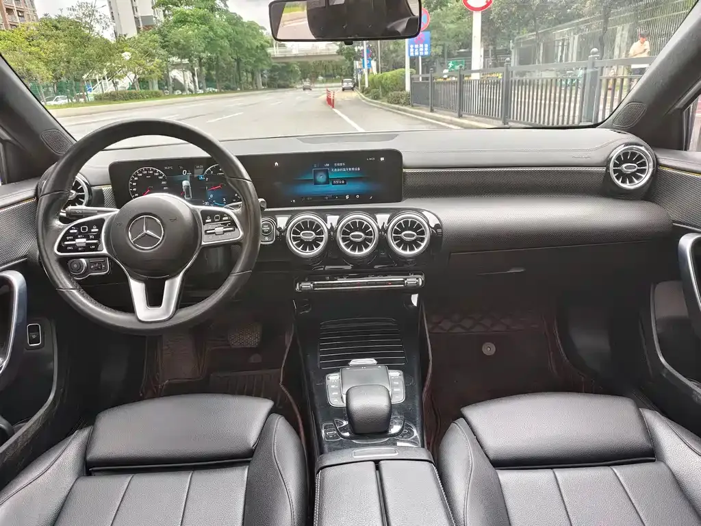 Mercedes-Benz A-Class 2021 из CN, фото 8